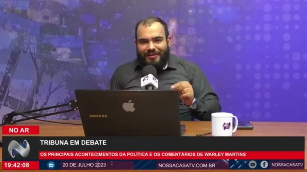 Partido de Bolsonaro expulsará deputado que empolgou e fez o L