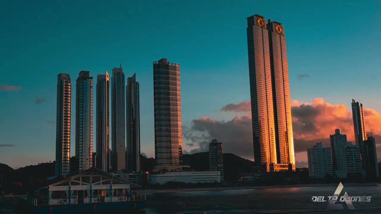 Balneário Camboriú Torres Yachthouse Time Lapse