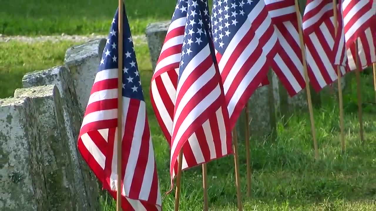 Scouts place hundreds of flags to honor soldiers for Memorial Day