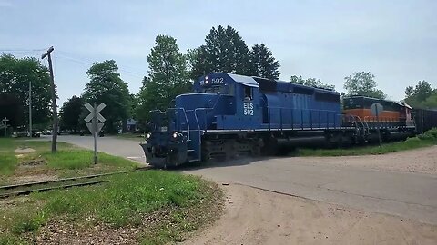 Long Freight Train On This 90 Degree Day! How Many Cars Did You Count? #trains | Jason Asselin