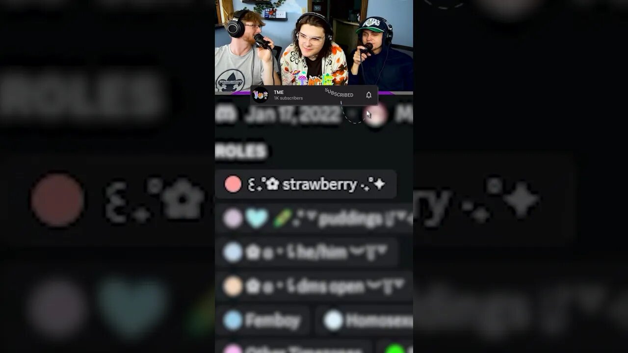 these discords are insane 😭 #shorts #darkhumor #funny #comedy