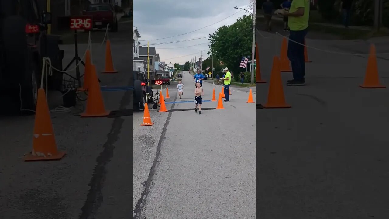 cheering runners #cheer #fyp #fypシ #viralvideo #viral #viralshort #runner #support #happy #help #fun