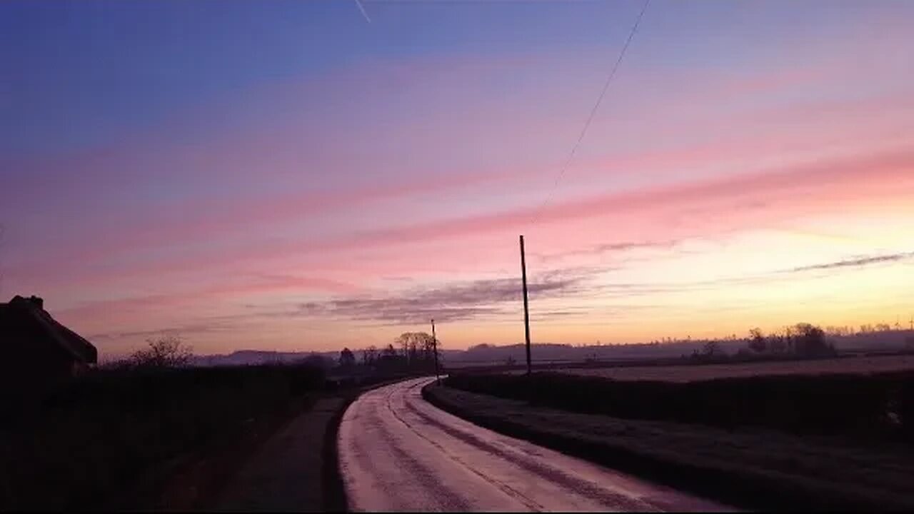 Small English Village - SPECTACULAR 7am Sunrise Walk