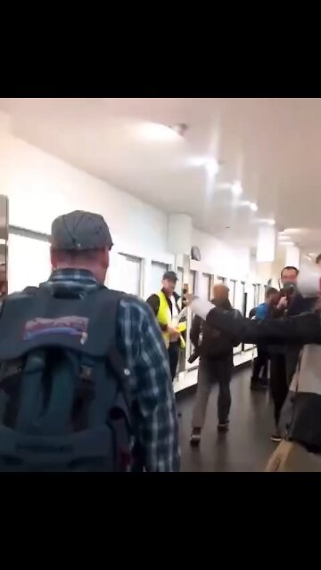 Freedom Protesters invading Vacination-Killer Centers