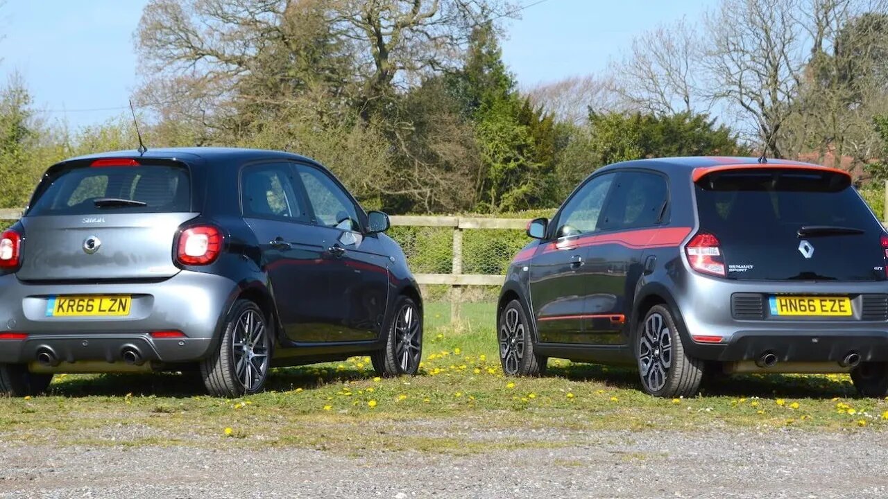 RENAULT TWINGO III VS. SMART FORFOUR II - pros and cons and what make these cars unique & practical?