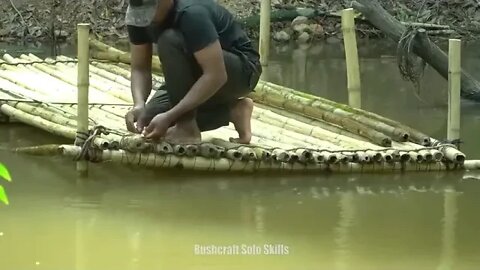 14 Bushcraft Camping The Shelter Floating On The River Around Mountain Overnight