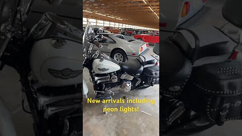 #newarrivals #harleydavidson #ferrari #neonligt #classiccarsforsale #drivetastefully #dealership