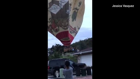 Hot air balloon lands in Rancho Penasquitos