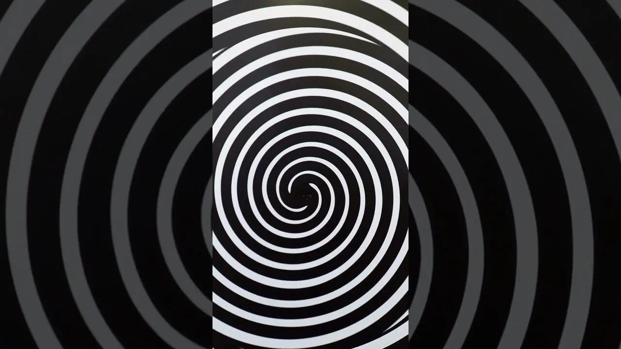 This optical illusion will make you see things differently #shorts #opticalillusion #illusion