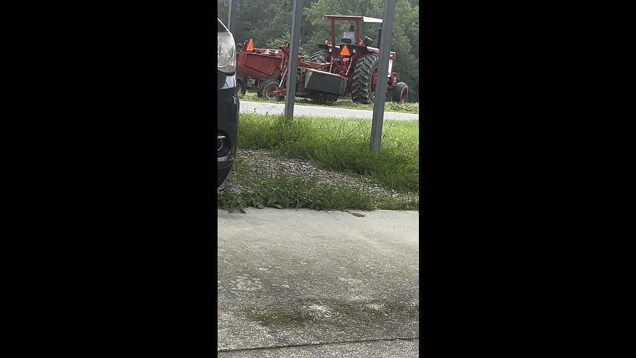 Neighbors Are Making Hay 🚜 Chamberlin Family Farms #tractor #hay #farming #homesteading