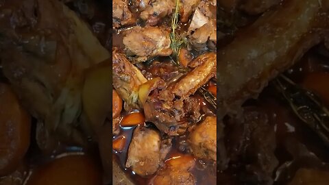 Brown Stew Chicken Jamaican Style 😋