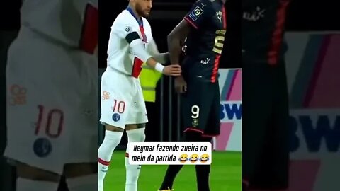 jogador Neymar fazendo zoeira na partida futebol #shorts