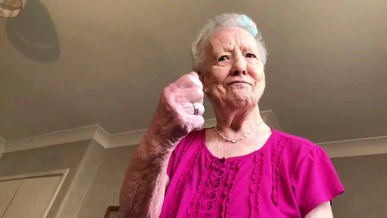 Nan asking for some chocolate cookies