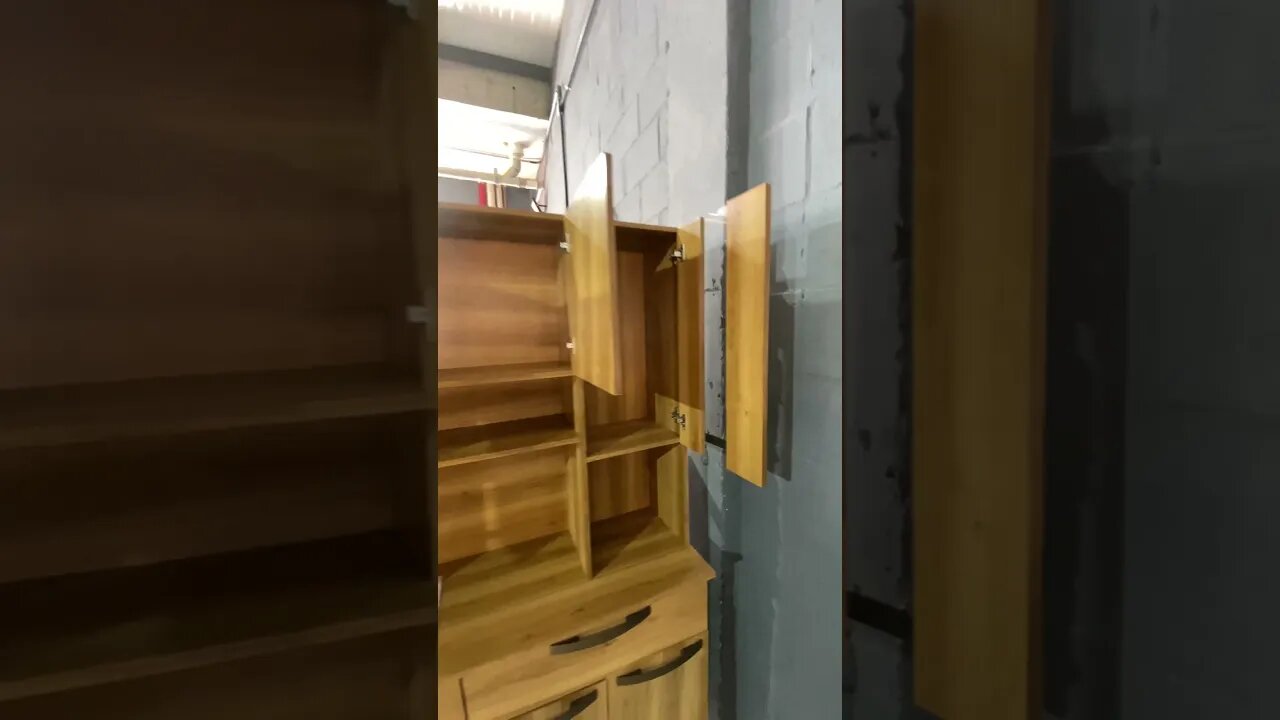 O Armário de Cozinha Turim é perfeito para o coração da casa, feito para locais pequenos.