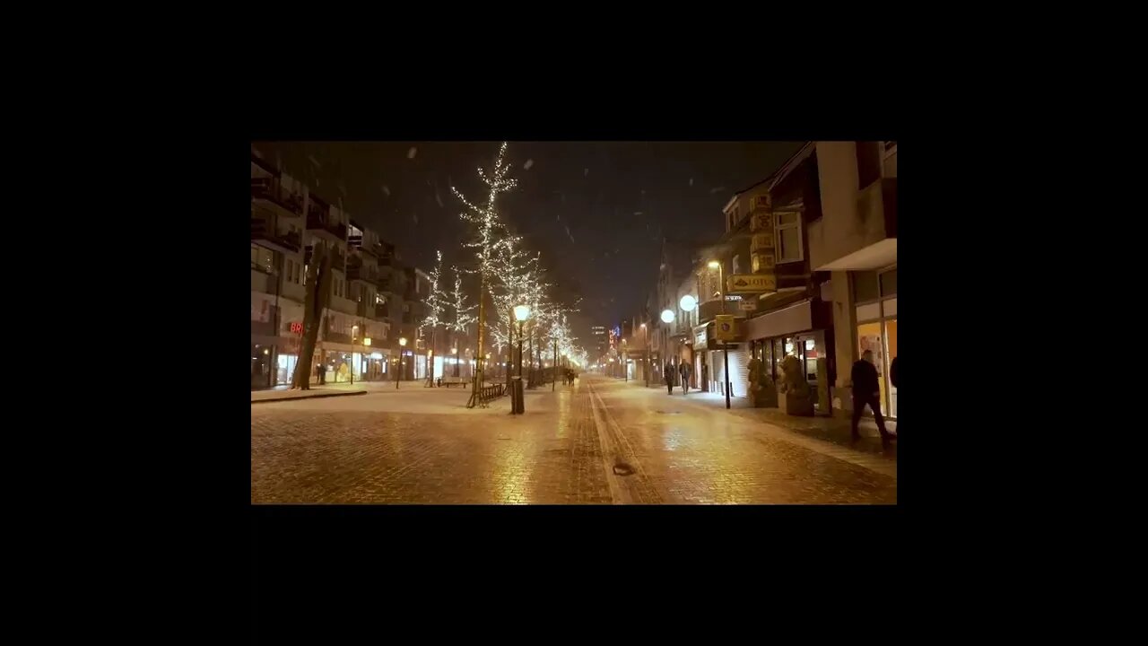 4K Ultra HD | Amazing Snow & Christmas Time With 808 Trap Beat #4k #wow #watch #subscribe #peace