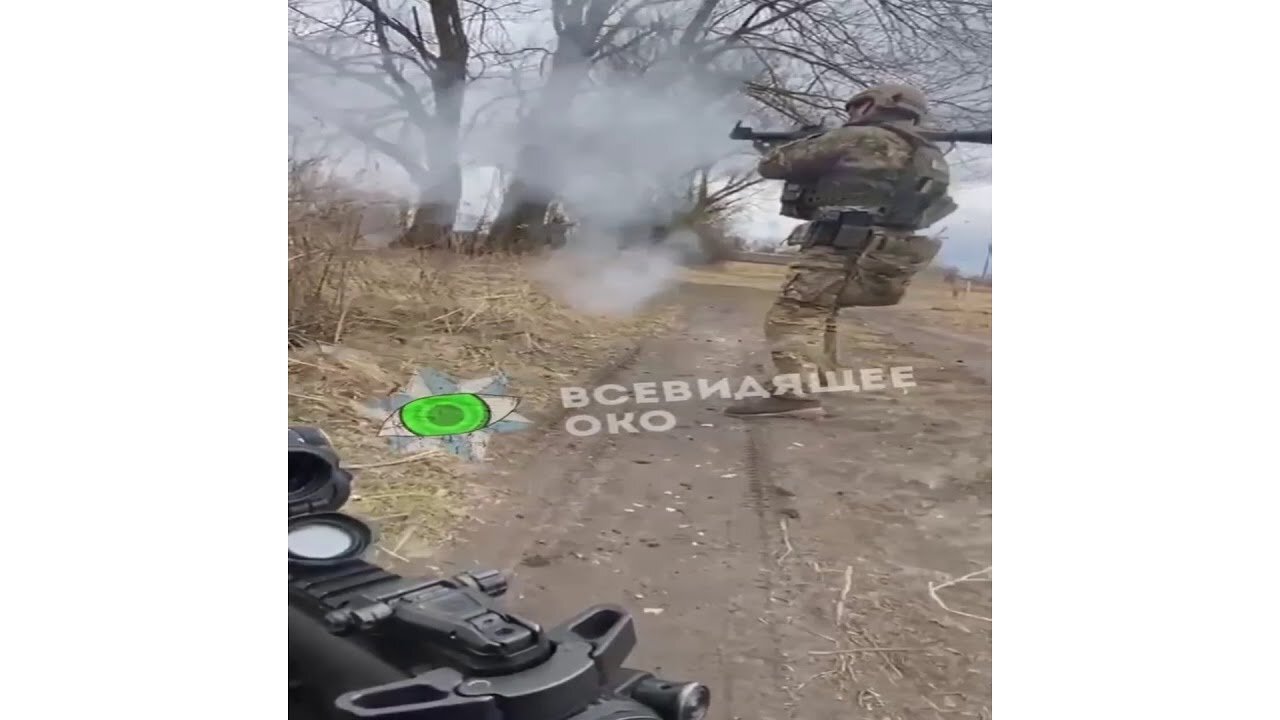 "🔴 Ukraine War - Ukrainian Special Police Unit Destroys Russian Tanks With RPG-7 & Artillery Support