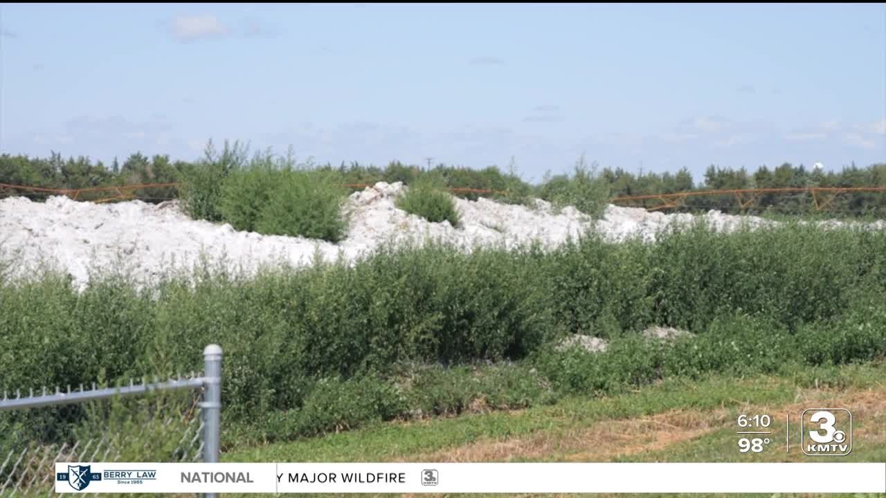 Group organizing Alt En clean up will begin moving wet cake to Omaha landfill