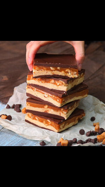 Homemade Snickers Bars [GMG Originals]