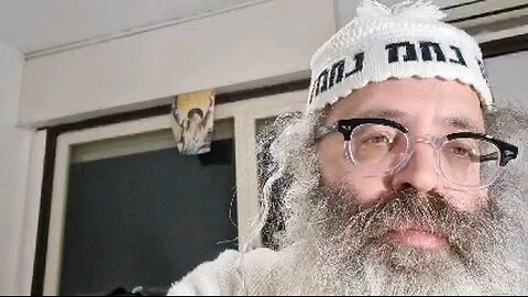 המפקיר כרמו והשכים לבקר ובצרו חייב בפרט ובעוללות ובשכחה ובפאה ופטור מן - שיר נ נח מסכת בבא קמא דף צד