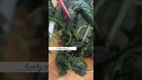 Delicious Romanian creamy spinach recipe