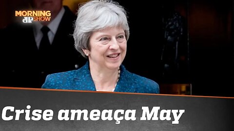 Crise em política do Brexit ameaça Theresa May