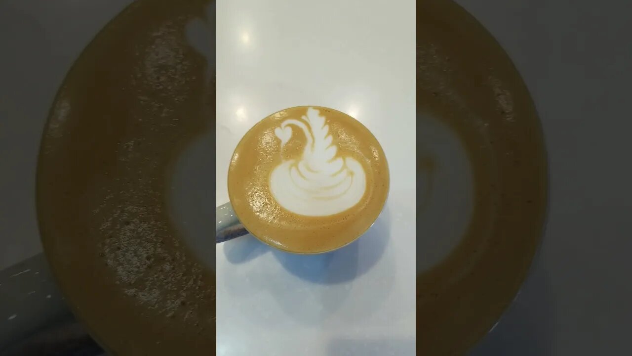 Hot Spanish latte art