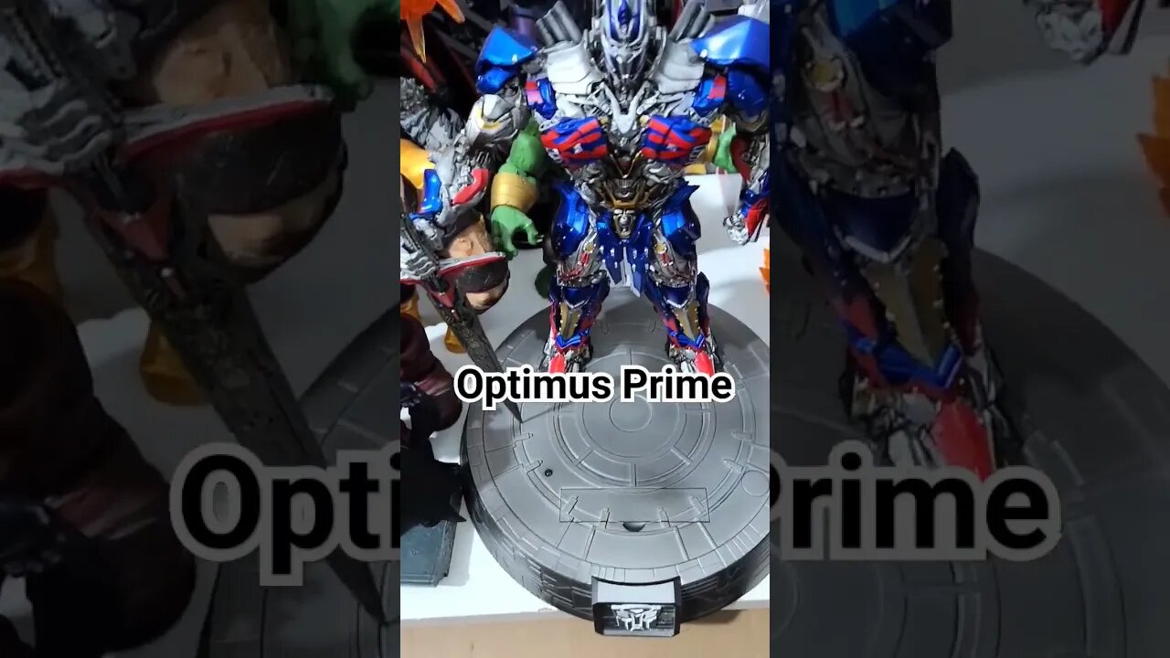 #transformers #optimusprime #iphone #android #phonecharger #phoneholder