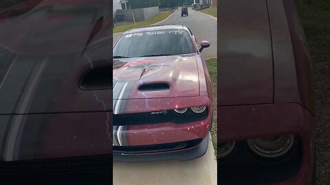 My Hellcat Cold Start Wakes Up The Neighbors! #hellcat #dodgechallenger