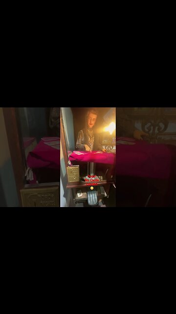 Rare 1920’s Doraldina Fortune Teller Someone didn’t load cards! #shorts