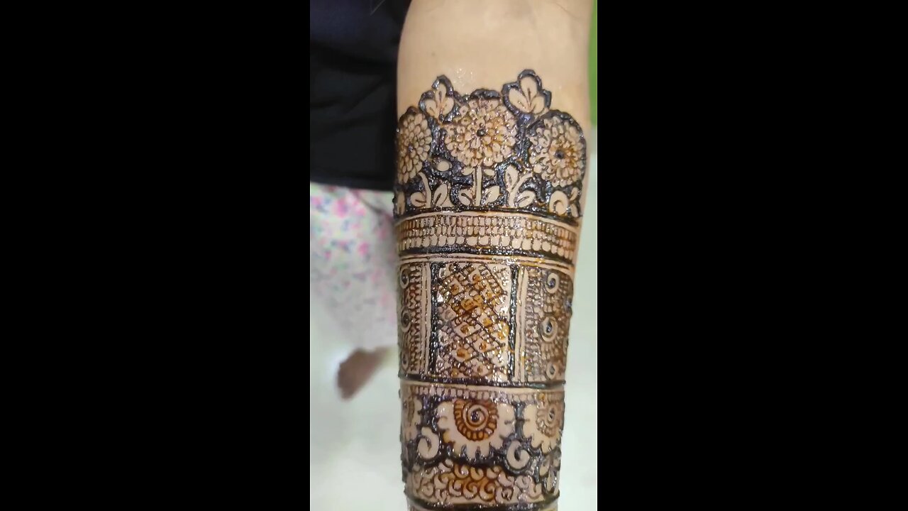 nice mehndi design