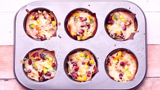 She put wonton wrappers in a muffin tin and made a fresh take on Mexican food