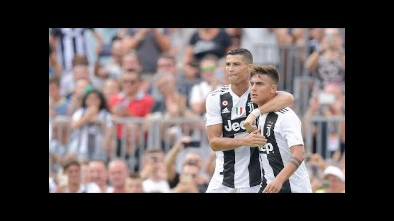 6 Minutes Of Cristiano Ronaldo Supporting & Motivating His Teammates!