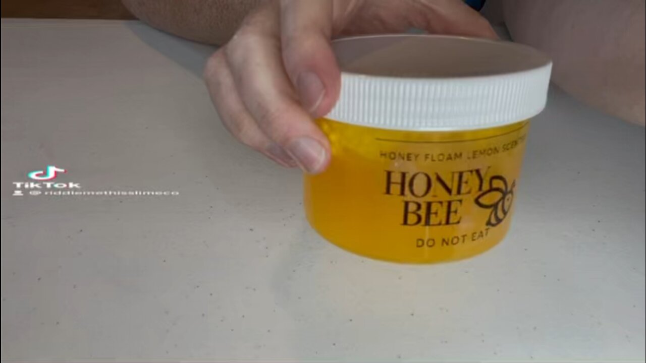 100% Honest Honey Bee Floam Slime from The Slime Dazzle Quick Review