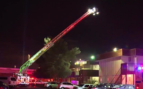 Las Vegas apartment fire displaces 10 from homes