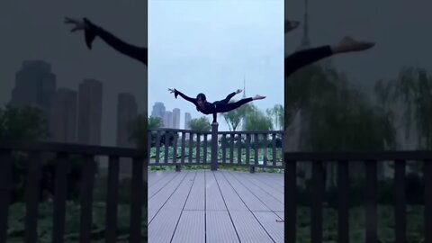 Chinese Girl Has More Than One Move