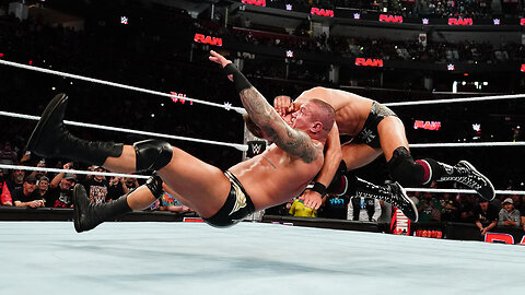 Randy Orton Defeats Ludwig Kaiser with an RKO in Main Event! #shorts