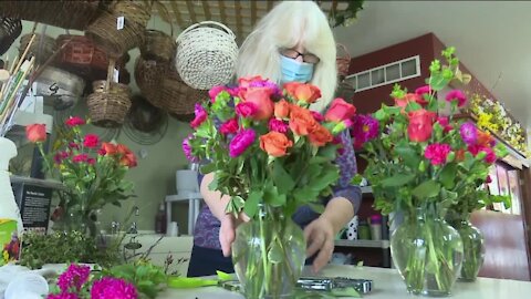 De Pere businesses prepare for a 'busy' Mother's Day