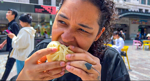 You WON'T find this in TOKYO! Don't Miss This FAMOUS Food in OSAKA!