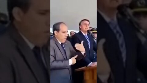 Bolsonaro discursa em formatura de cadetes da FAB