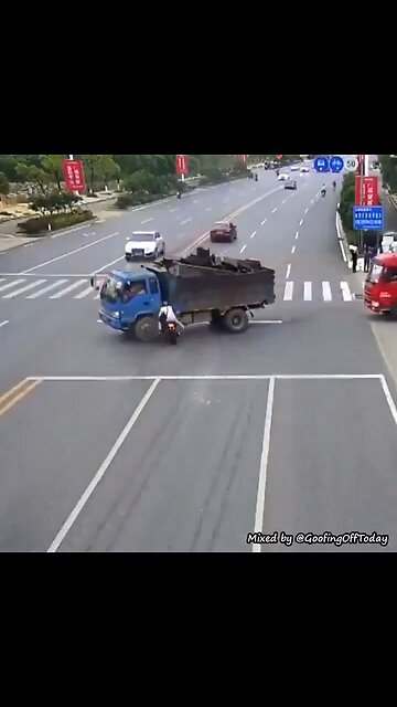 💥STOP🛑 Drop and Roll! 🔥