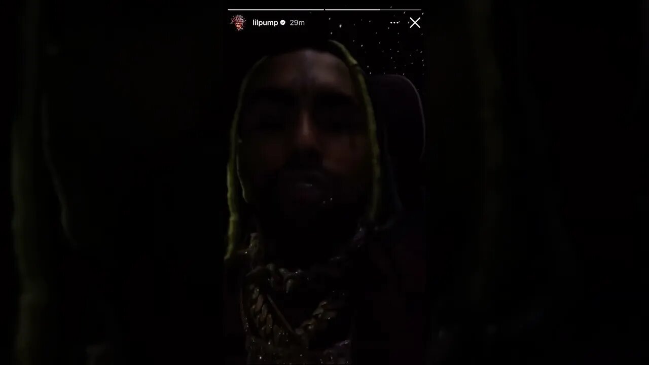 Lil Pump RESPONDS to wearing LIPSTICK &’MAKEUP‼️😮