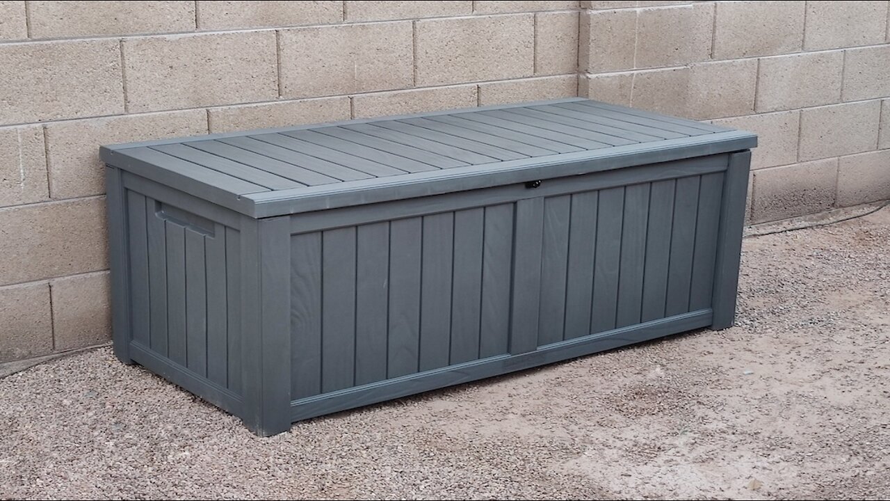 EAST OAK 120 Gallon Large Deck Box