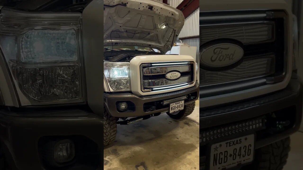 2011-2016 Superduty Full Length LED Grille Lights On www.Fordsixfo.com