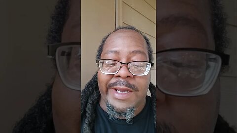 Woman Gets Blasted For Deleting Messages While At A Concert With Her Husband!