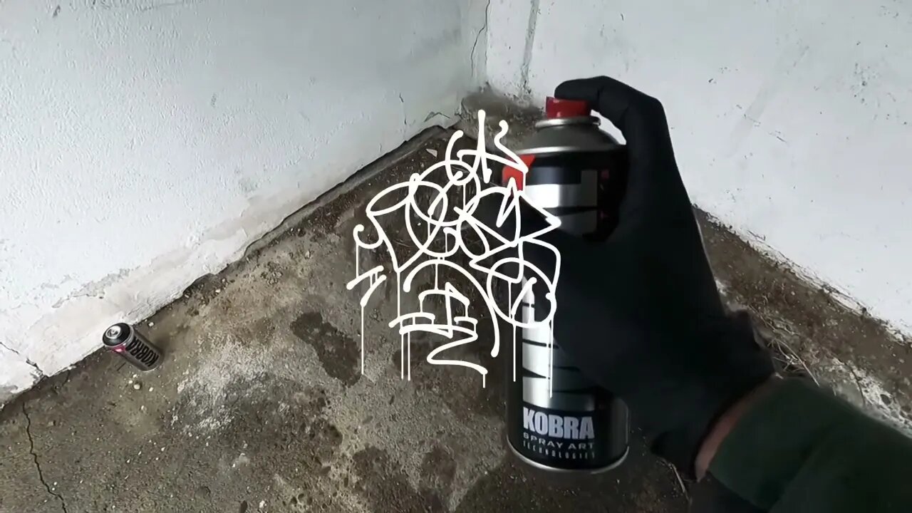 Outrageous Graffiti zombie style by Debza