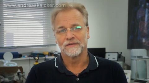 Andreas Kalcker responde a acusaciones.