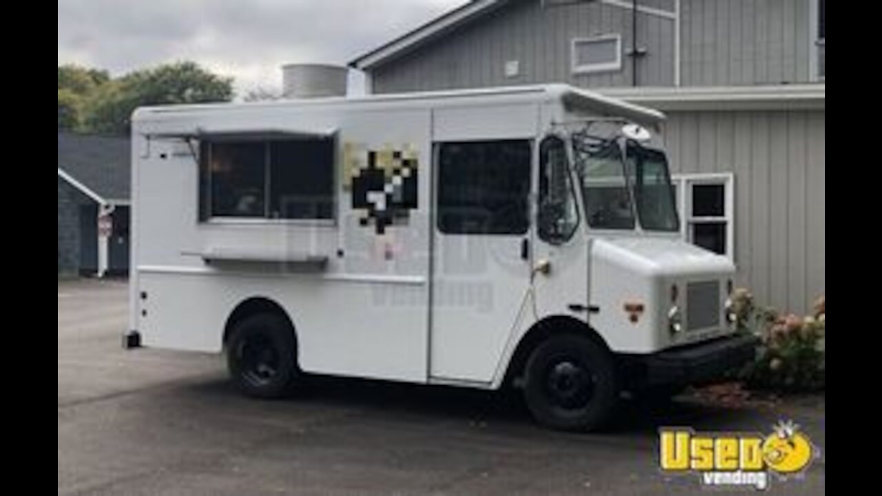 Fully-Loaded 2003 Workhorse P42 Diesel 20' Step Van Kitchen Food Truck for Sale in New York