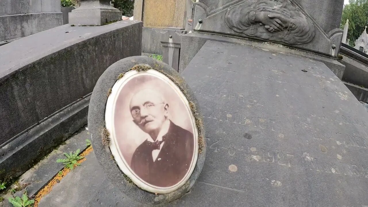 King of Belgium ROYAL TOMB! | Laeken Cemetery | Brussels 5/5