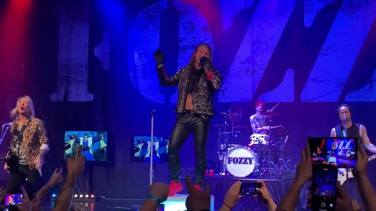 CHRIS JERICHO and FOZZY Performing Live in Stroudsburg, PA #shorts