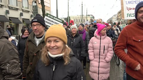 Frihetsmarschen i Göteborg på väg mot Götaplatsen